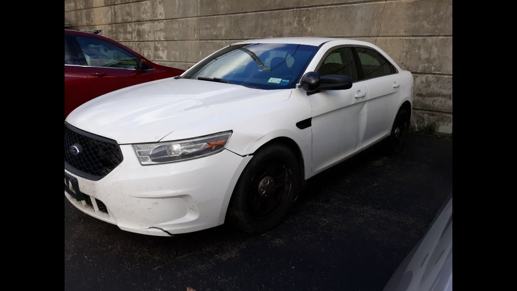 2015 Ford Taurus (Police Model)